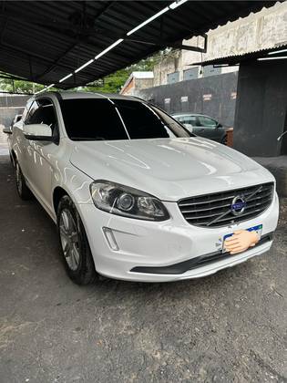 VOLVO XC60 2.0 T5 KINETIC GASOLINA 4P AUTOMÁTICO